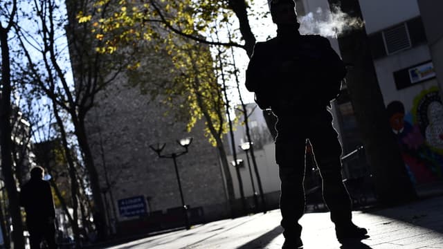 Un militaire dans le 20e arrondissement de Paris (photo d'illustration)