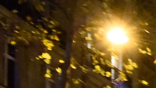 Des policiers manifestent le visage dissimulé à Paris (photo d'illustration)