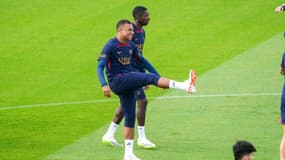 Kylian Mbappé et Ousmane Dembélé à l'entraînement du PSG, le 18 août 2023