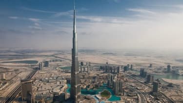 La tour Burj Khalifa à Dubaï est la plus haute du monde.