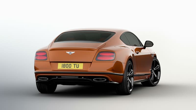 Bentley a dévoilé cette "nouvelle" Continental GT Speed, en réalité une version légèrement plus puissante. La nouveauté est à géométrie variable.