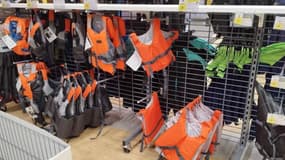 Des gilets de sauvetage vendus à Decathlon Calais