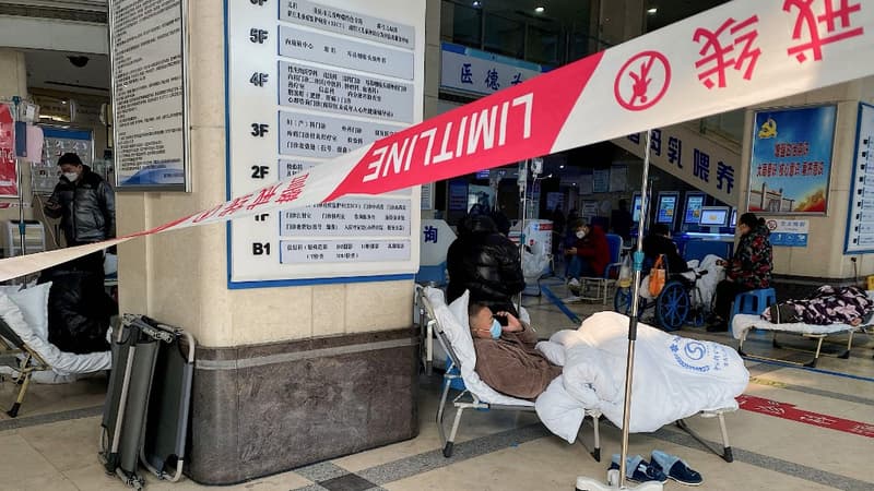 Des patients atteints du Covid-19, dans la ville de Chongqing (sud-ouest de la Chine), le 23 décembre 2022.