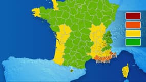 Trois départements du Sud-Est sont désormais en vigilance orange: les Alpes-Maritimes, le Var et les Bouches-du-Rhône.
