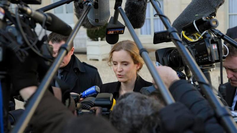 La ministre de l'Écologie Nathalie Kosciusko-Morizet a annoncé mercredi à la sortie du conseil des ministres qu'elle présenterait jeudi sa démission afin de rejoindre pleinement l'équipe de campagne de Nicolas Sarkozy, dont elle a été nommée samedi porte-