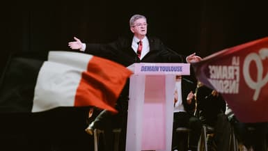Le leader de La France insoumise, Jean-Luc Mélechon, lors d'un meeting à Toulouse le 22 janvier 2026