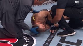 Bryce Mitchell, gisant au sol après son KO lors de l'UFC 296
