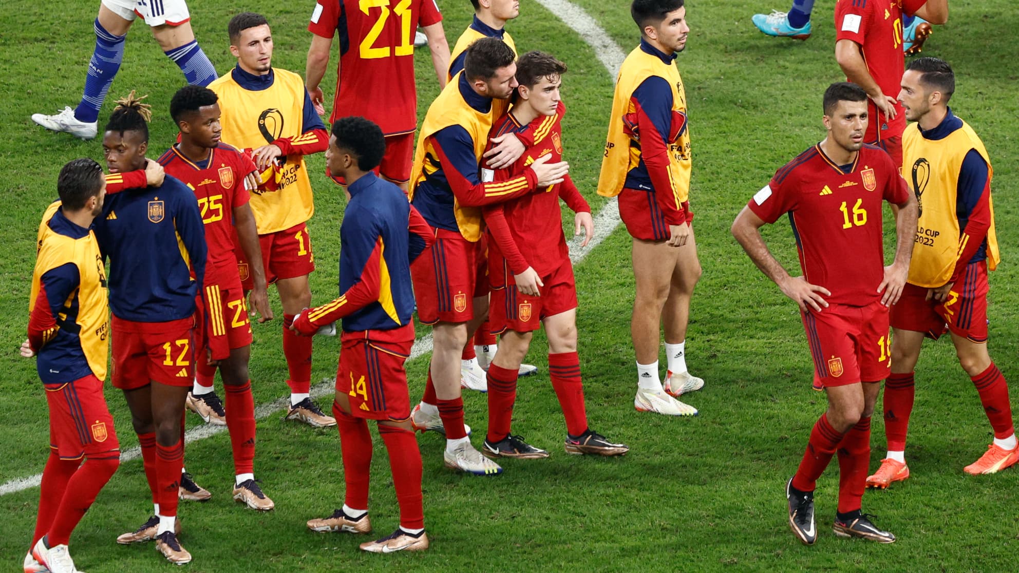 apesar da derrota para o Japão, a imprensa espanhola está encantada… com o segundo lugar da La Roja