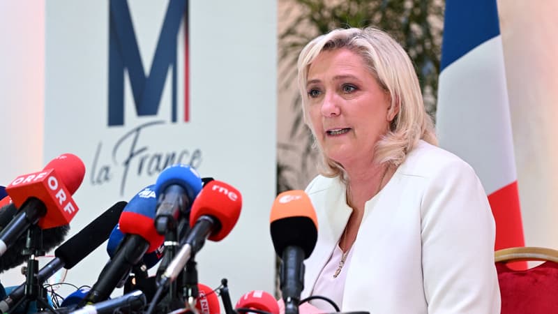 À rebours de Macron, Le Pen appelle à un 