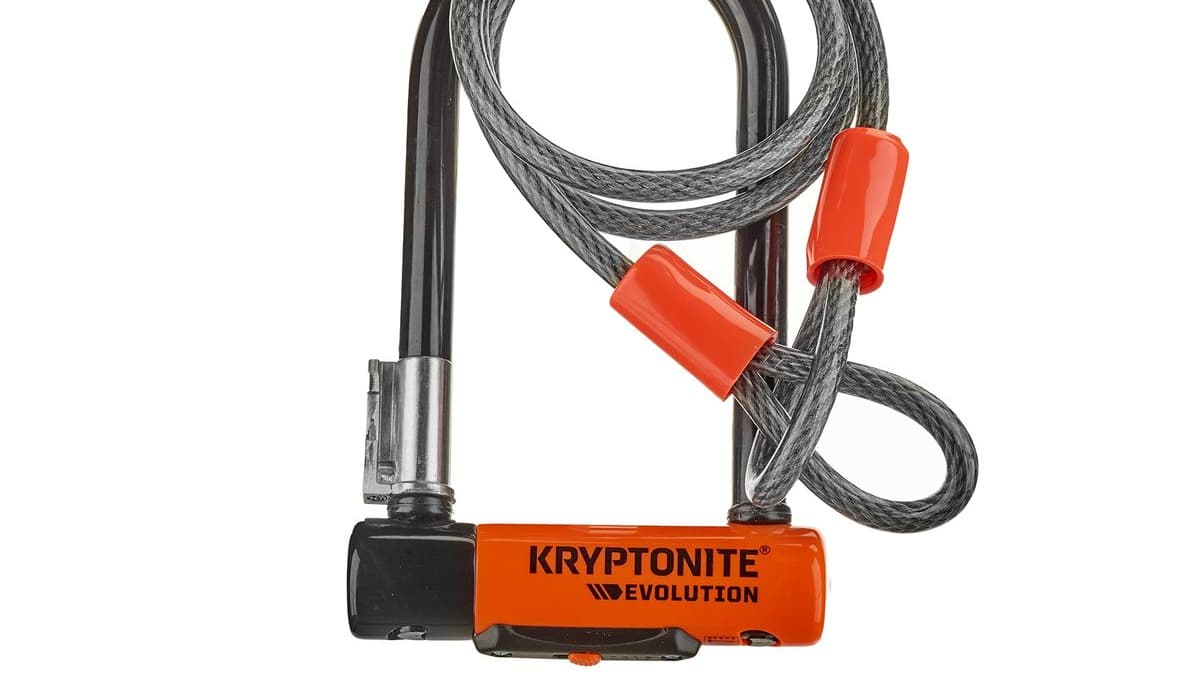 Le Kryptonite New-U Evolution Mini-7 est l'un des antivols les plus abordables et les plus fiables Le Kryptonite New-U Evolution Mini-7 est l'un des antivols les plus abordables et les plus fiables