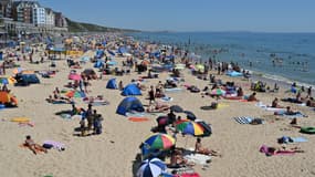 Sur la plage de Bornemouth, le 25 juin 2020.