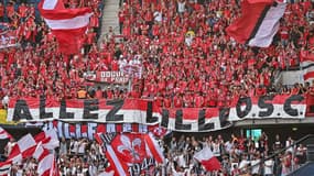 Des supporteurs de Lille au Havre le 1er octobre 2023