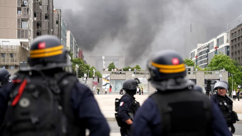 Des CRS à Nanterre le 29 juin 2023, face aux émeutes qui ont éclaté après la mort de Nahel, 17 ans, tué par un policier