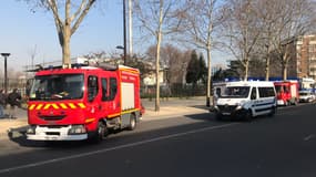 Un périmètre de sécurité a été mis en place après l'incident.