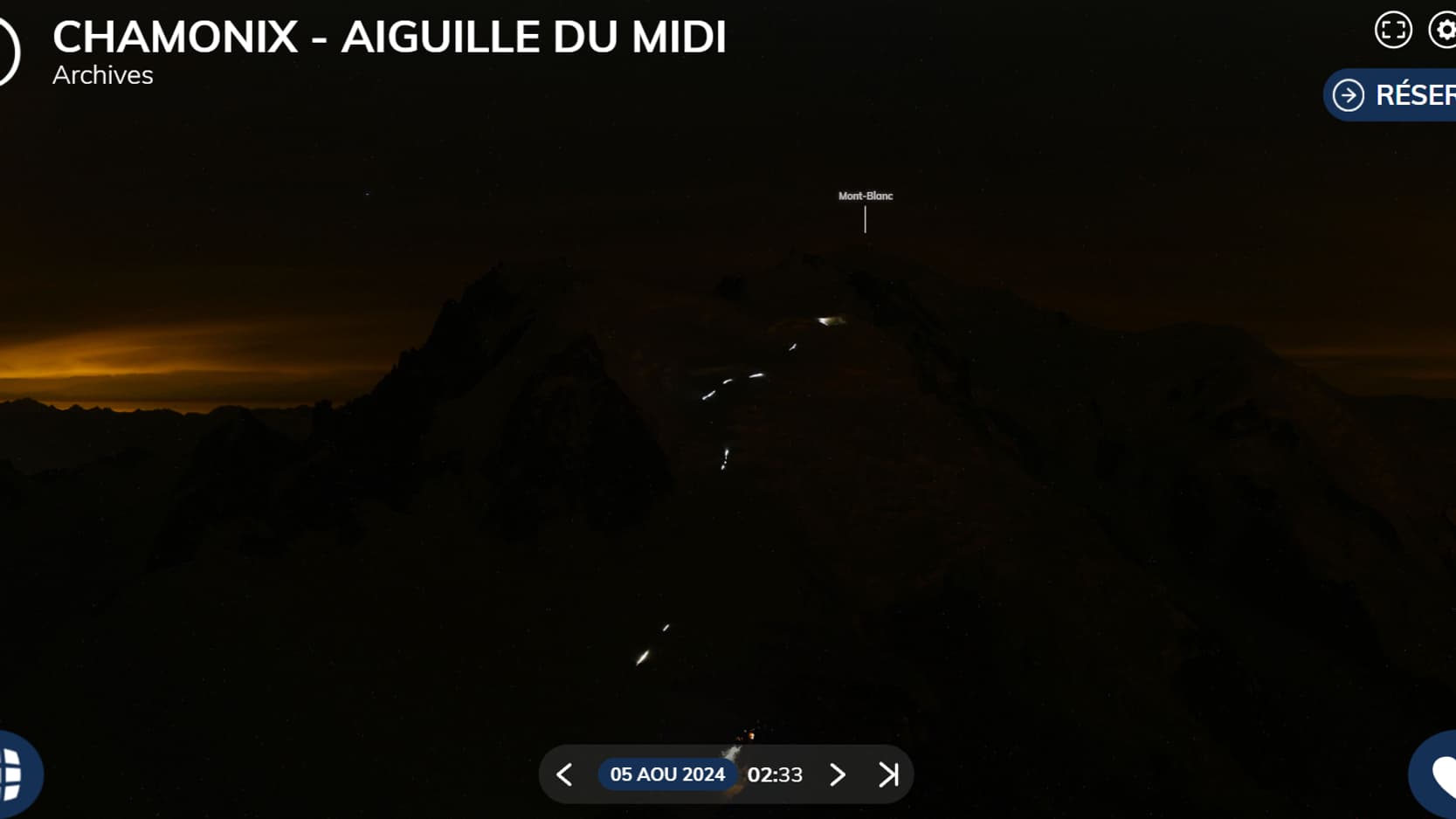 Les images de la webcam de l'aiguille du Midi dans la nuit du 4 au 5 août 2024.