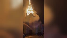 Un incendie s'est déclaré ce lundi 2 septembre 2024 à l'église de l'Immaculée-Conception de Saint-Omer (Pas-de-Calais). 