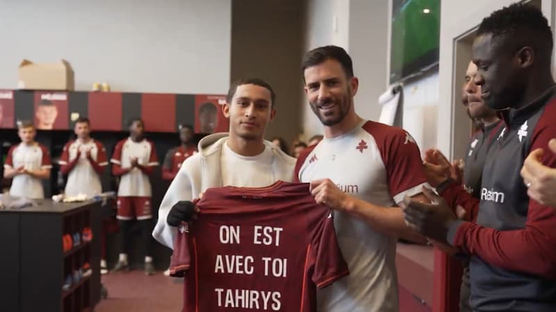 Incendie de Crans-Montana: l’émouvante visite dans le vestiaire du FC Metz de Tahirys Dos Santos, gravement brûlé en Suisse