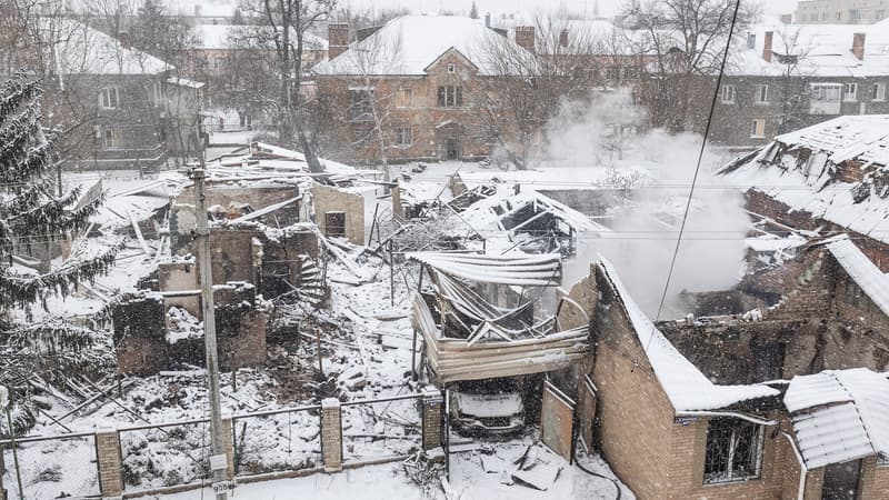 Guerre en Ukraine: des attaques russes dans l'est du pays font deux morts et une vingtaine de blessés