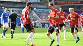 Nemanja Matic et Bruno Fernandes avec Manchester United