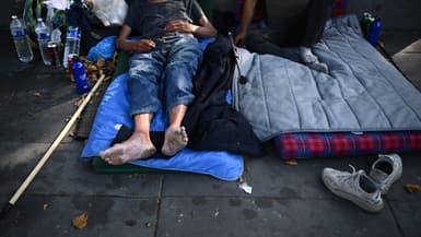 Des personnes sans-abri à Paris, le 19 juillet 2022