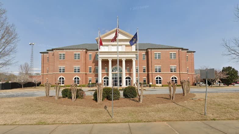 Un professeur d'université vient d'être condamné à la perpétuité pour le meurtre d'une étudiante, par le tribunal du comté de Coweta en Géorgie (Etats-Unis).