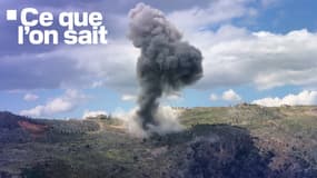 De la fumée s'échappe au-dessus du village de Yohmor au sud du Liban, visé par une frappe israélienne, le 22 mars 2025