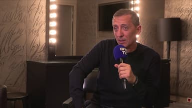 Gad Elmaleh dans les loges de l'Olympia, en juin 2024