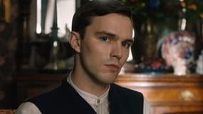 Nicholas Hoult dans le rôle de Tolkien.