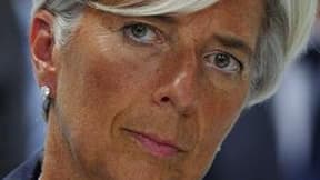 La ministre de l'Economie Christine Lagarde a implicitement confirmé que l'Etat s'apprêtait à verser 210 millions d'euros à Bernard Tapie, ancien ministre et ex-homme d'affaires plusieurs fois condamné. Elle a cependant nié que le versement de cette somme