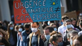 Manifestation pour une "vraie loi climat", le 28 mars 2021 à Paris