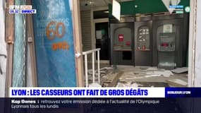 Retraites: les casseurs ont fait de gros dégâts à Lyon