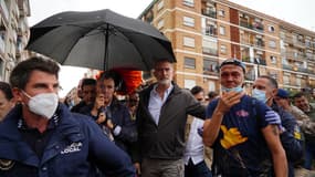 Le roi Felipe VI s'est rendu le dimanche 3 novembre dans le sud-est de l'Espagne, où des inondations ont fait plus de 200 morts