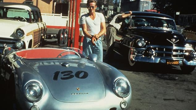 La dernière voiture de James Dean était, comme la première, une Porsche. La dernière voiture de James Dean était, comme la première, une Porsche.