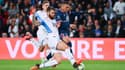 Mbappé au duel avec Caleta-Car lors de PSG-OM.