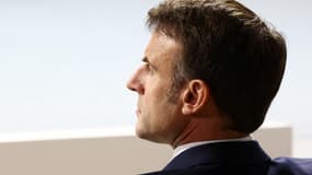 Le président français Emmanuel Macron annonce la construction d'un navire français dans le cadre d'un effort de recherche polaire dans lequel la France investira un milliard d'euros "d'ici 2030".
