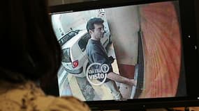 Xavier Dupont de Ligonnès, filmé par une caméra de vidéosurveillance en 2011.