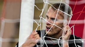 Mitchel Bakker avec Leverkusen en 2023.