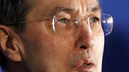 Dans un entretien à paraître vendredi dans Le Figaro Magazine, Claude Guéant affirme qu'il n'y aura plus de prières musulmanes dans les rues de France "d'ici à quelques mois". Le ministre de l'Intérieur précise que "plusieurs pistes" sont étudiées "comme