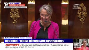 Élisabeth Borne: "Il y a des groupes qui persistent à privilégier les attaques personnelles et l'invective sur le dialogue"