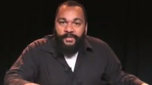 L'humoriste Dieudonné, connu pour ses prises de position polémiques, était le témoin de ce mariage singulier avec le terroriste Carlos.
