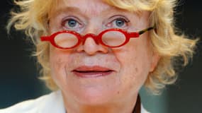 © Reuters/ La députée européenne (Europe Ecologie) Eva Joly a remporté l'édition 2010 du « prix Press club humour et politique » pour sa phrase: « <i>Je connais bien Dominique Strauss-Kahn, je l'ai mis en examen</i> ».