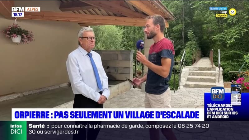 Hautes-Alpes: le maire d'Orpierre a inauguré la via ferrata