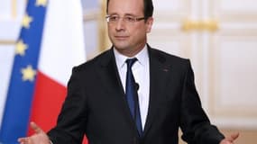 François Hollande mercredi à la sortie du Conseil des ministres