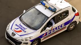 Les policiers ont été pris pour cible lors d'une patrouille (photo d'illustration).