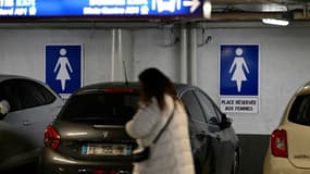Des places réservées aux femmes au parking République, le 24 février 2025 à Metz, en Moselle