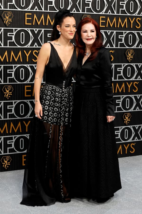 Riley Keough et Priscilla Presley  Emmy Awards 2024