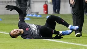 Neymar a été touché à la cheville contre Saint-Etienne.