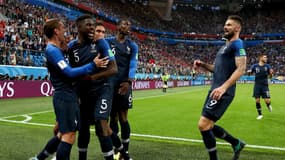 Les Bleus célèbrent le but de Samuel Umtiti contre la Belgique en 2018