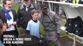 Football : Anelka a rendu visite à son académie