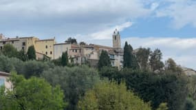 La commune de Châteauneuf-de-Grasse dans les Alpes-Maritimes, début mai 2023.